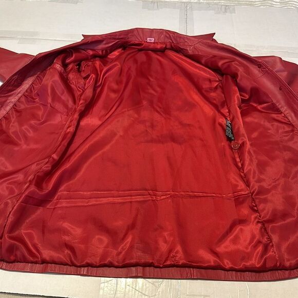 Excelled collection burgundy women’s leather pencil coat size L - Picture 9 of 13